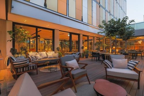 Hotel Indigo Larnaca – A Boutique Story Told Through Food